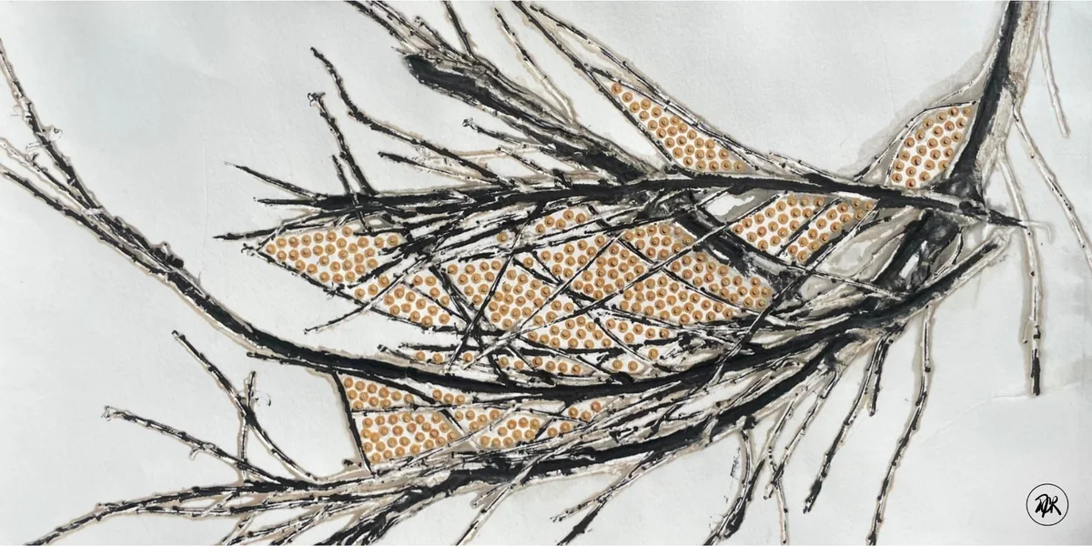 Detalle de una obra de Marcela Carvajal con improntas de ramas y bordado